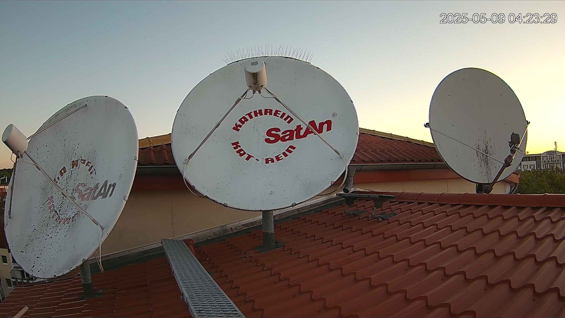 unsere Satellitenantennen